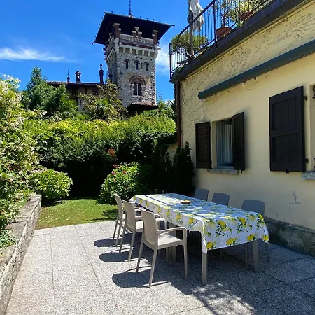 Life Is Good - Front In Apartament