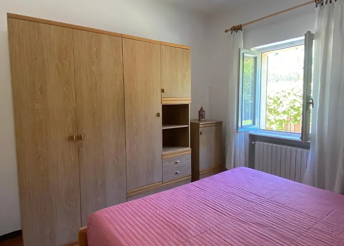 Life Is Good - Front In