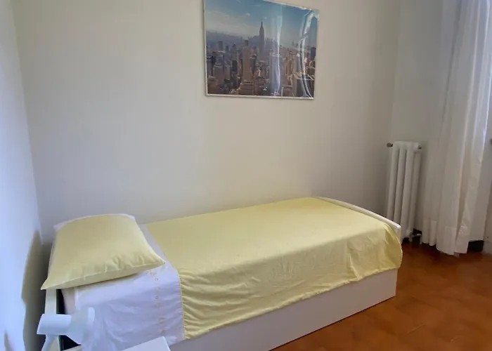 Life Is Good - Front In *