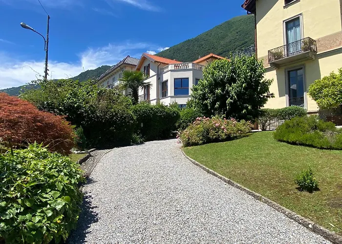 Life Is Good - Front In