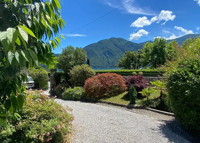 Life Is Good - Front In Appartement Tremezzo